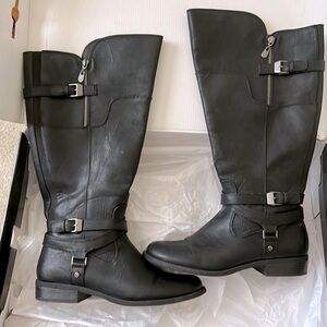 Black “G by Guess” Wide Calf Tall Boots Size 10..Up to 38 circumference calfs